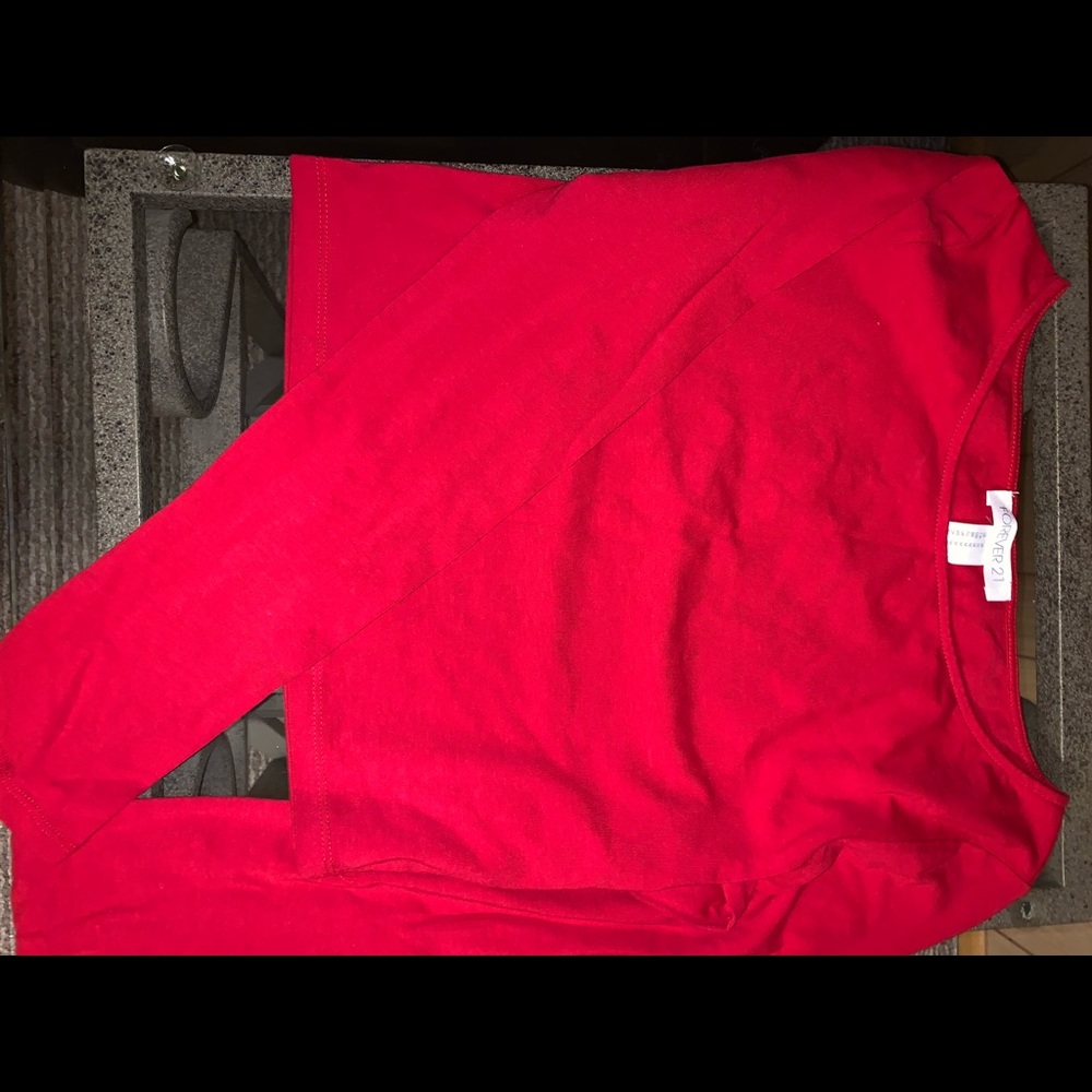 Red long sleeve crop top